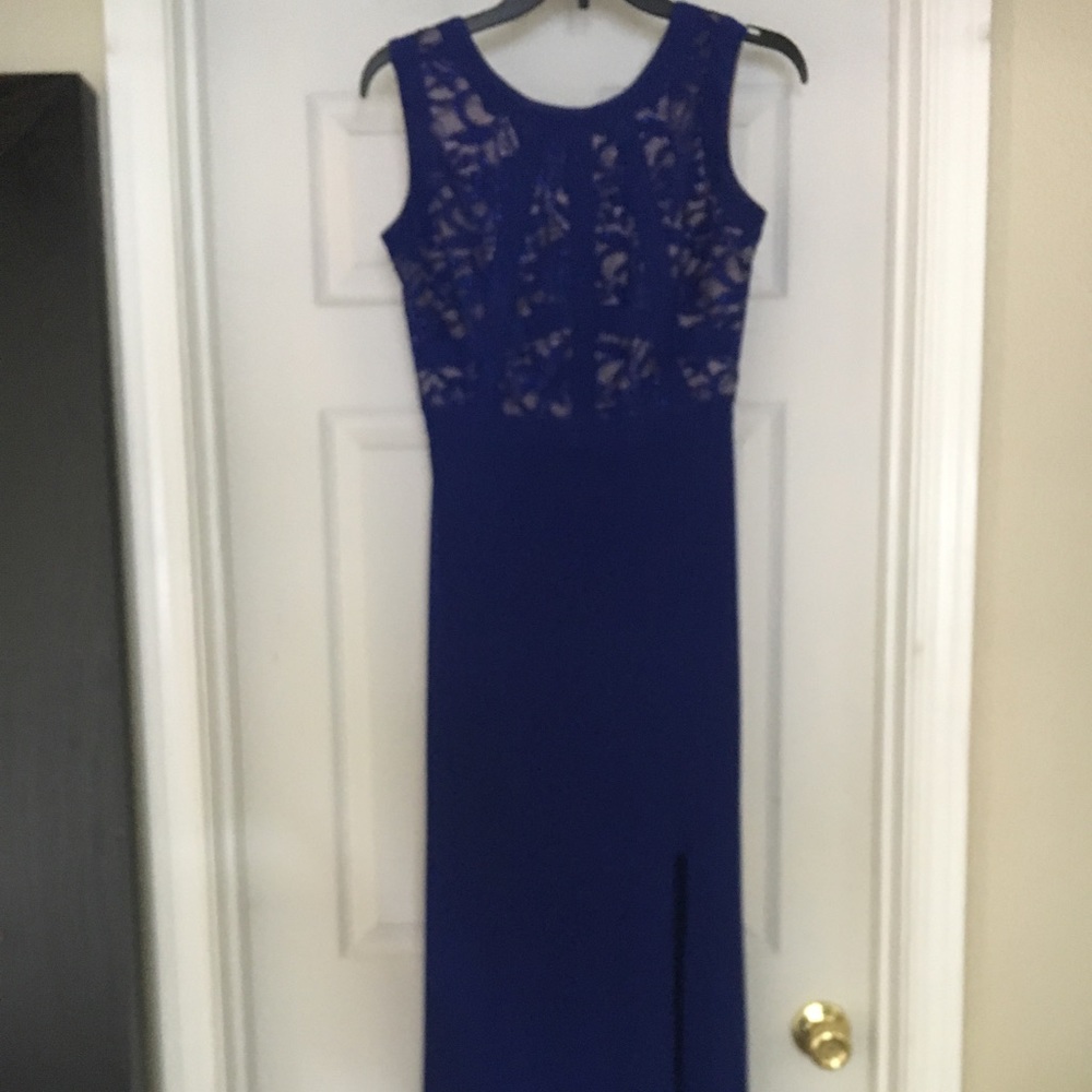 Blue sleek lace slit dress